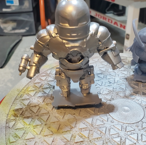 Resin pop figures - Picture 1 of 16